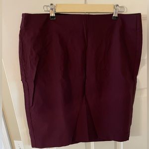 Elle plum maxi skirt XL